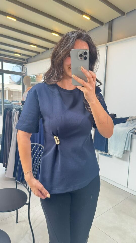 AKSESUAR DETAYLI KISA KOLLU T-SHIRT KOYU LACİVERT - S
