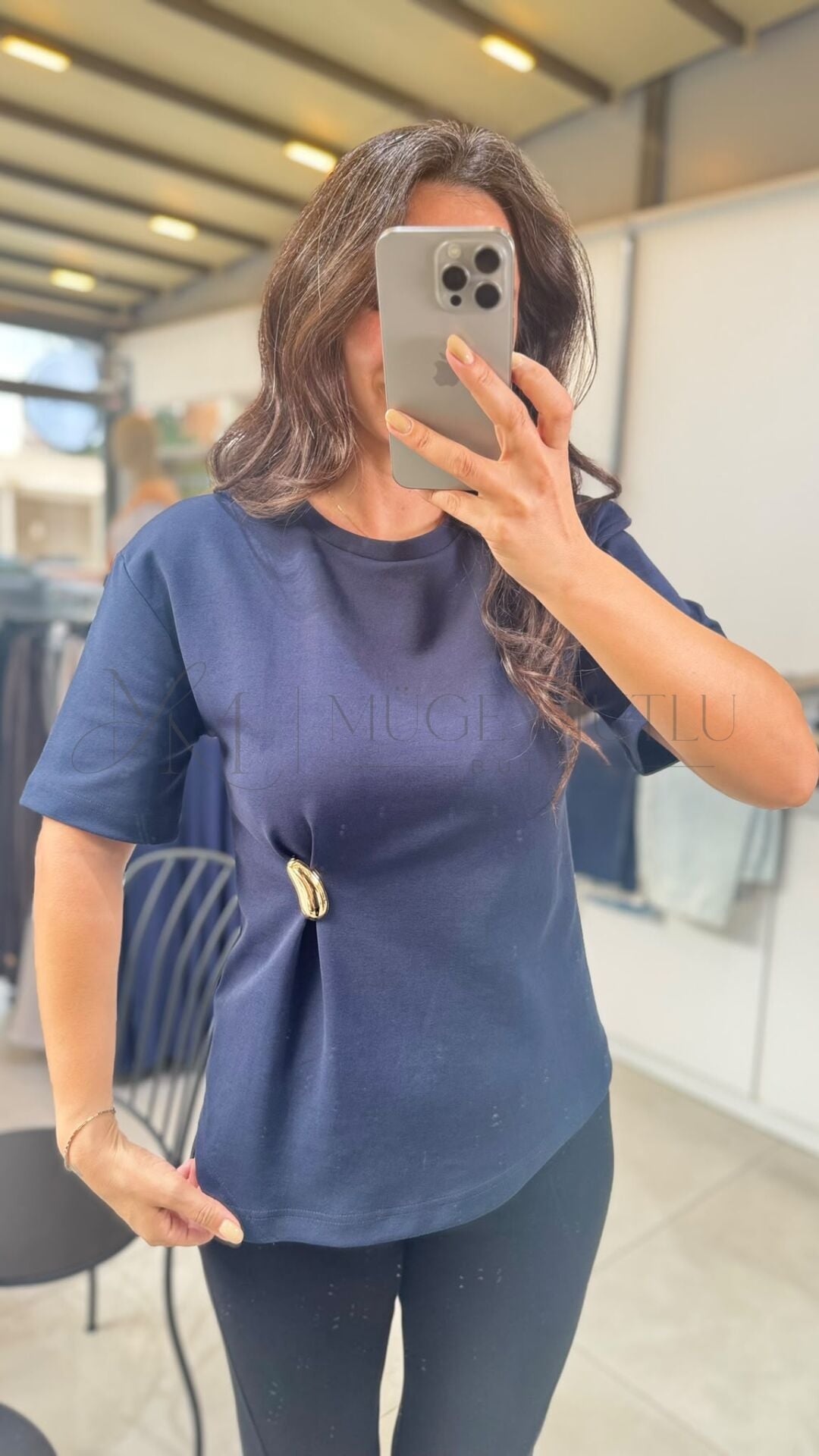 AKSESUAR DETAYLI KISA KOLLU T-SHIRT KOYU LACİVERT - S